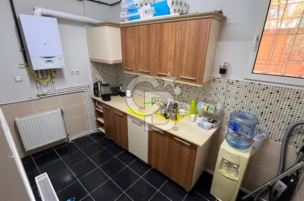 Bayraklı Mansuroğlu'nda 160 m² Full Tadilatlı Doğalgazlı Kiralık Dükkan