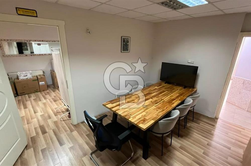 Bayraklı Mansuroğlu'nda 160 m² Full Tadilatlı Doğalgazlı Kiralık Dükkan