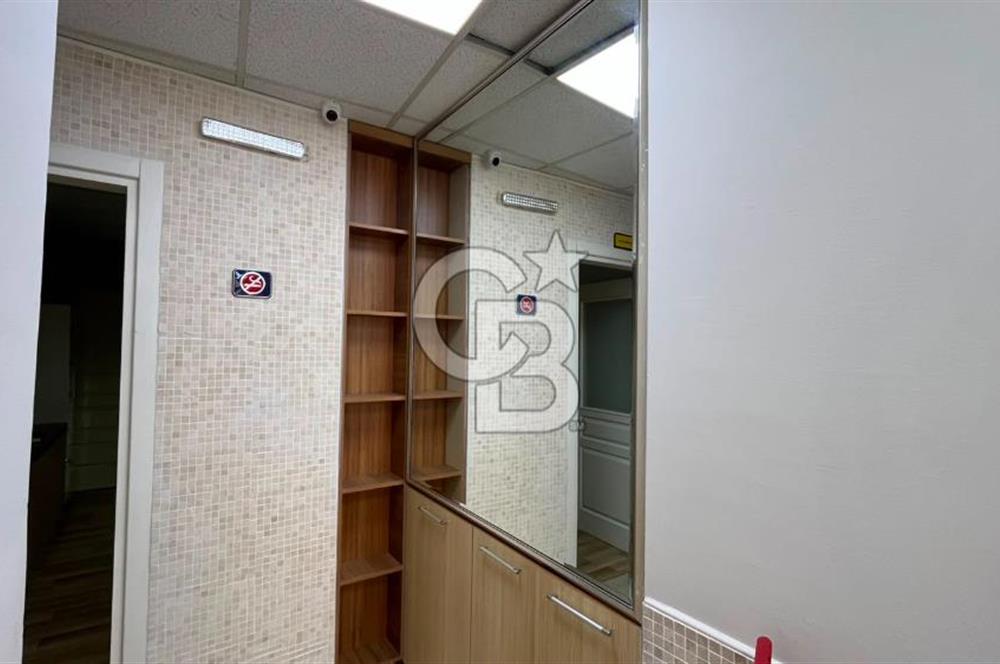 Bayraklı Mansuroğlu'nda 160 m² Full Tadilatlı Doğalgazlı Kiralık Dükkan