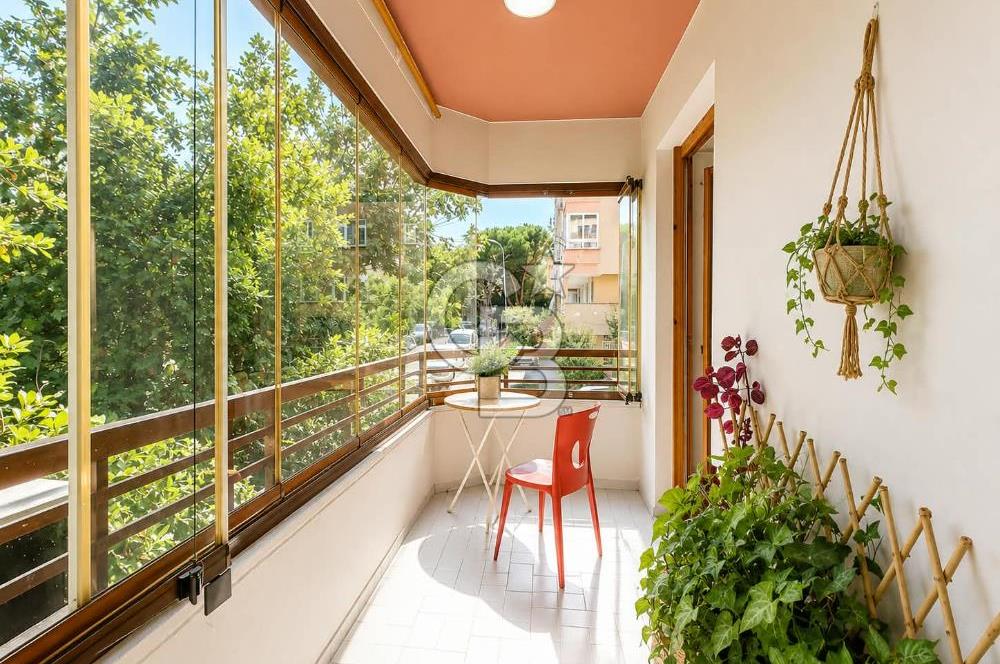 KADIKÖY İKBALİYE'DE ACIBADEM CADDESİ'NE YAKIN 3+1