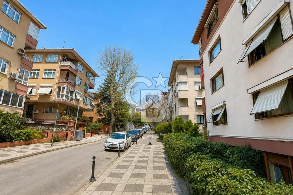 KADIKÖY İKBALİYE'DE ACIBADEM CADDESİ'NE YAKIN 3+1