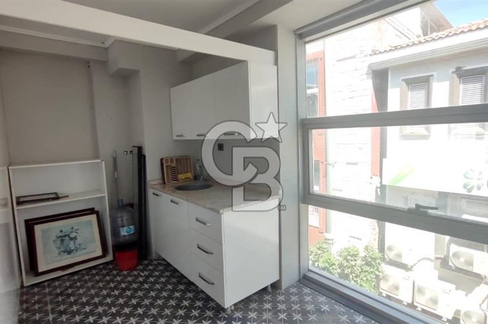 URLA MEYDAN AVM DE KİRALIK DÜKKAN / MAĞAZA / OFİS, Urla’nın en hareketli meydanında yerinizi alın