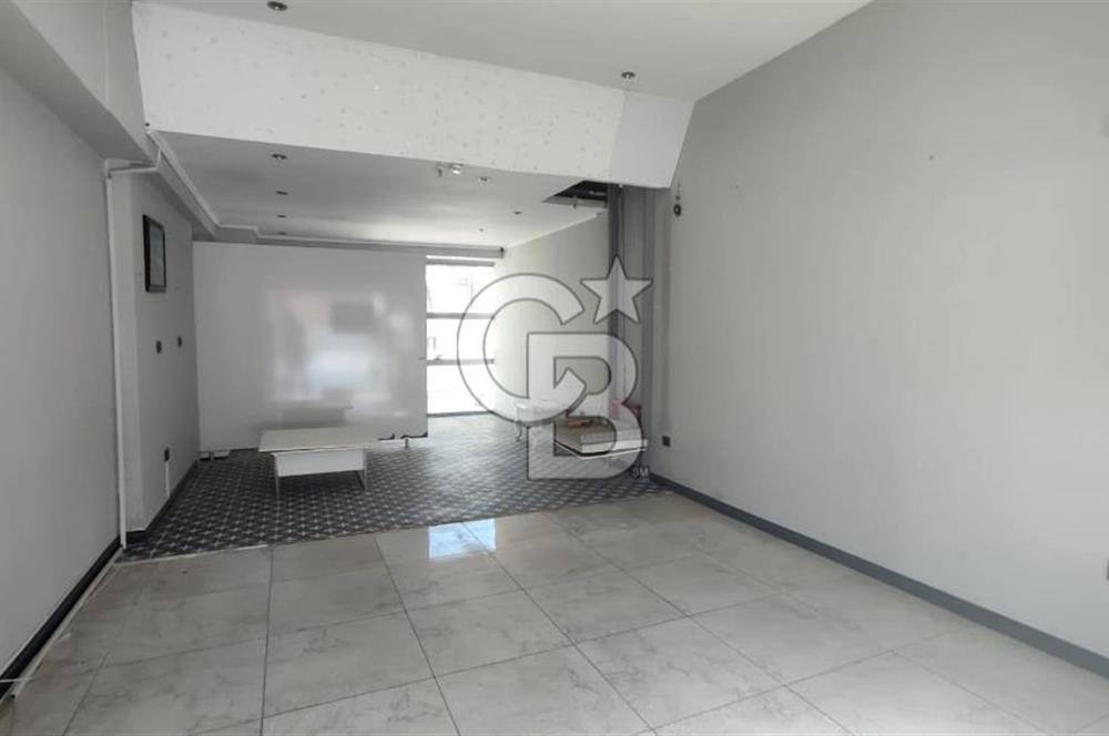 URLA MEYDAN AVM DE KİRALIK DÜKKAN / MAĞAZA / OFİS, Urla’nın en hareketli meydanında yerinizi alın