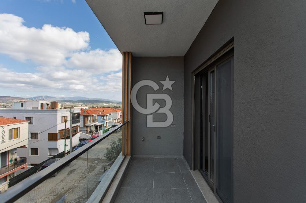 Foça Bağarası Kazım Dirik Mah. 2+1 Kiralık Daire