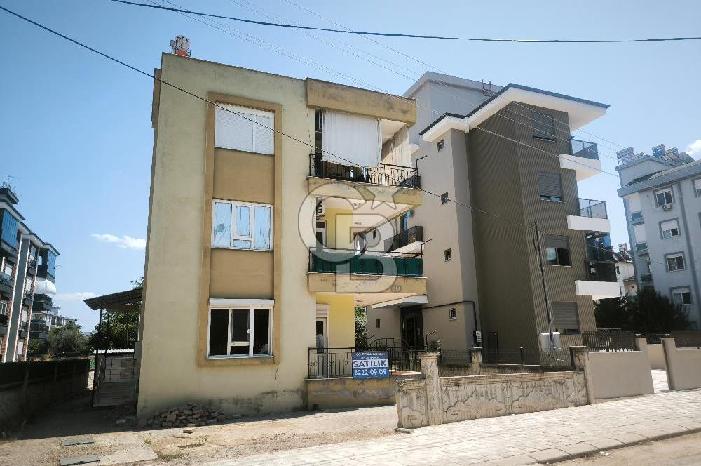 DÖŞEMEALTI MERKEZI LOKASYONDA SATILIK GENÍŞ 3+1 DAİRE 
