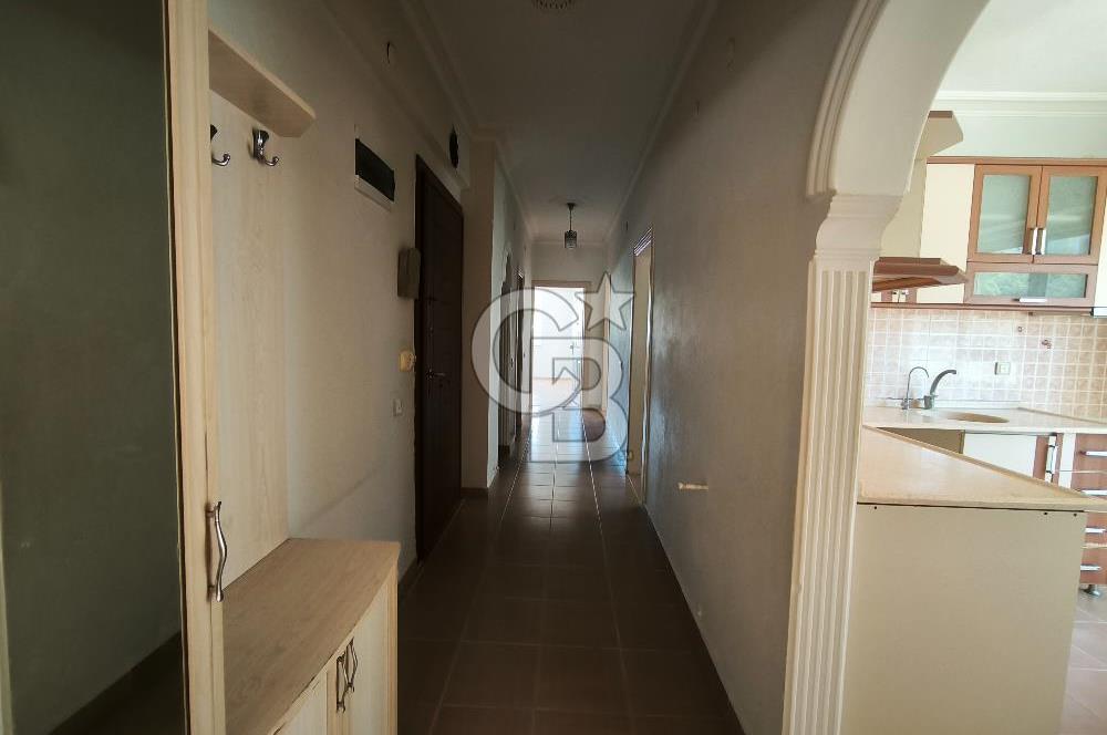 DÖŞEMEALTI MERKEZI LOKASYONDA SATILIK GENÍŞ 3+1 DAİRE 