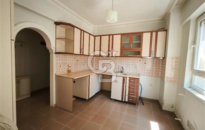 DÖŞEMEALTI MERKEZI LOKASYONDA SATILIK GENÍŞ 3+1 DAİRE 