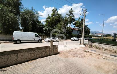DÖŞEMEALTI MERKEZI LOKASYONDA SATILIK GENÍŞ 3+1 DAİRE 