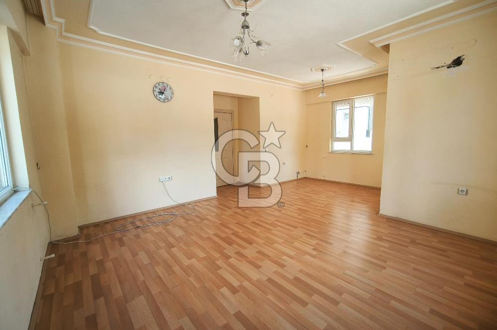 DÖŞEMEALTI MERKEZI LOKASYONDA SATILIK GENÍŞ 3+1 DAİRE 