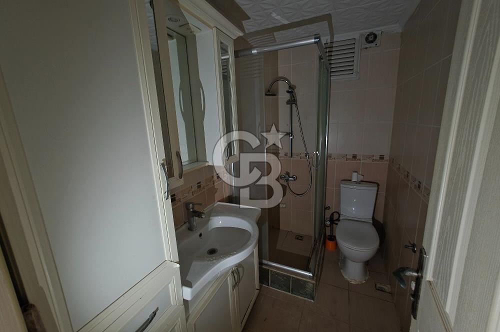 Metroya 10 dk Mesafede Ferah Bahçe Katı Kiralık 2+1 Daire