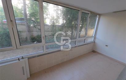 Metroya 10 dk Mesafede Ferah Bahçe Katı Kiralık 2+1 Daire