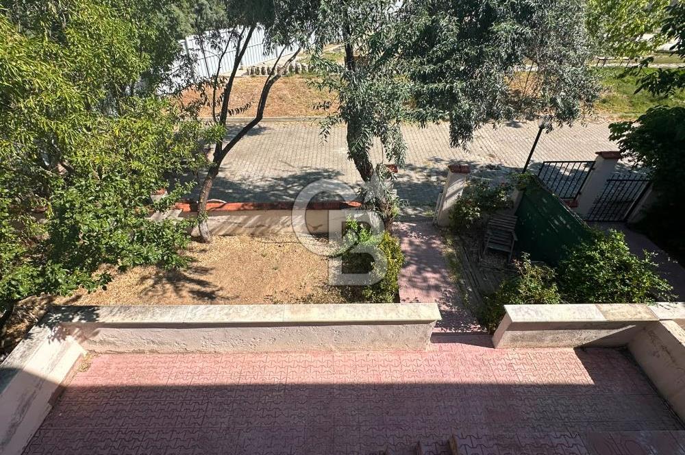 CB CITY'DEN EĞRİÖZ MAH. GÖLKENT SİTESİNDE KİRALIK VİLLA