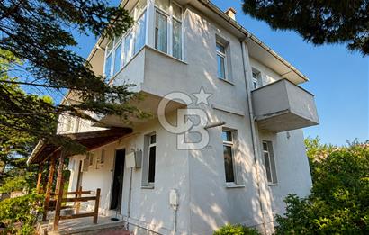 ŞİLE AĞLAYANKAYA'DA ŞEHİR MANZARALI, BAHÇELİ TRİPLEKS İKİZ VİLLA