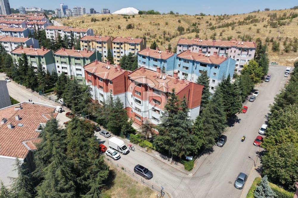 Çayyolu Koru'da METRO VE Arcadium AVM'YE Y.Mesafesi Boş 2+L Daire