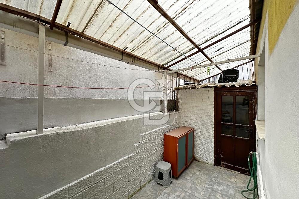 KARŞIYAKA EMNİYET MÜDÜRLÜĞÜ YAKINI 3+2 BAHÇELİ DUBLEKS SATILIK DAİRE 