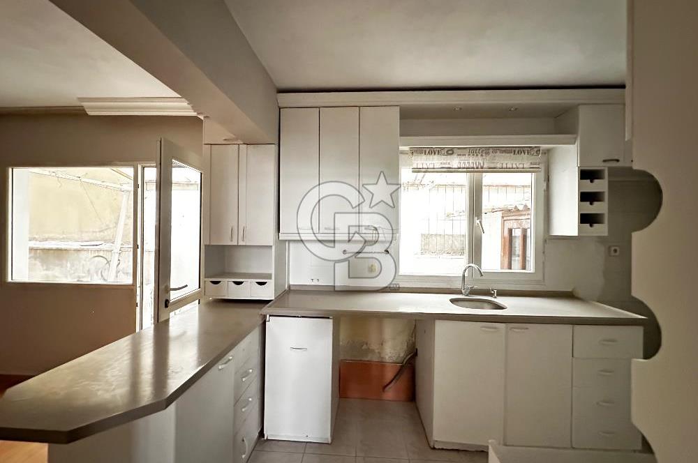 KARŞIYAKA EMNİYET MÜDÜRLÜĞÜ YAKINI 3+2 BAHÇELİ DUBLEKS SATILIK DAİRE 