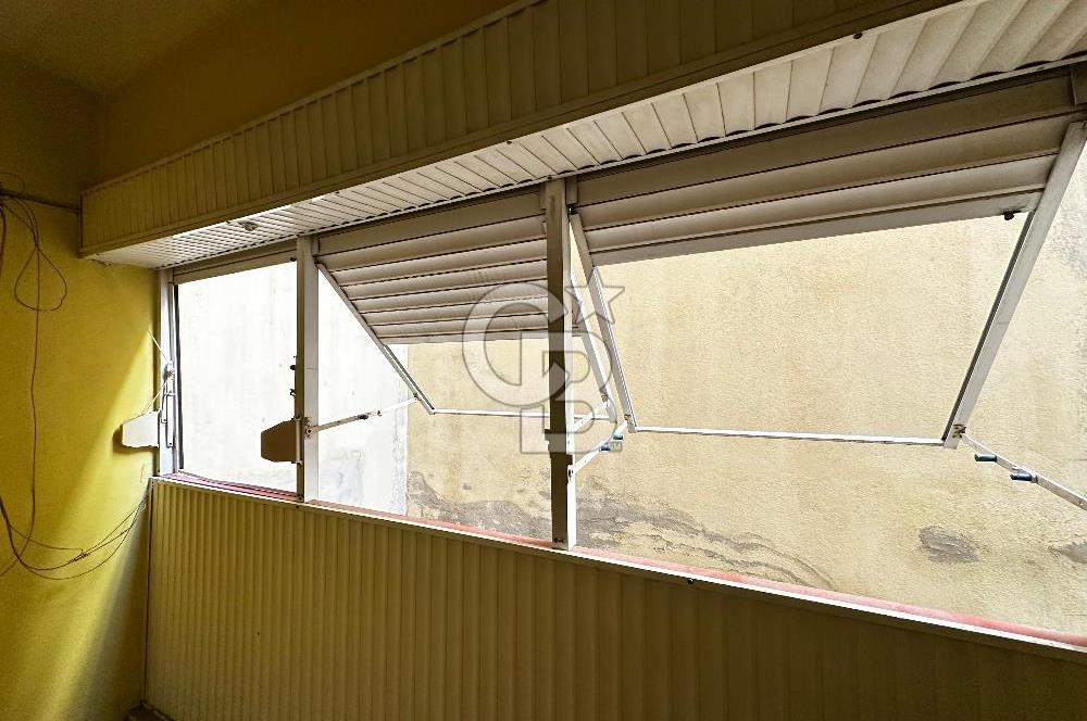 KARŞIYAKA EMNİYET MÜDÜRLÜĞÜ YAKINI 3+2 BAHÇELİ DUBLEKS SATILIK DAİRE 