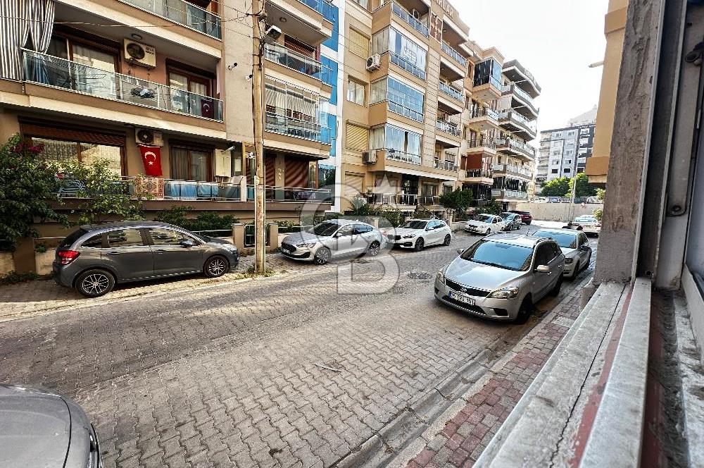 KARŞIYAKA EMNİYET MÜDÜRLÜĞÜ YAKINI 3+2 BAHÇELİ DUBLEKS SATILIK DAİRE 