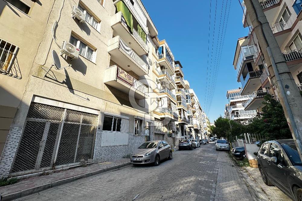 KARŞIYAKA EMNİYET MÜDÜRLÜĞÜ YAKINI 3+2 BAHÇELİ DUBLEKS SATILIK DAİRE 