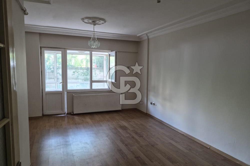 Metroya 10 dk Mesafede Ferah Bahçe Katı Kiralık 2+1 Daire