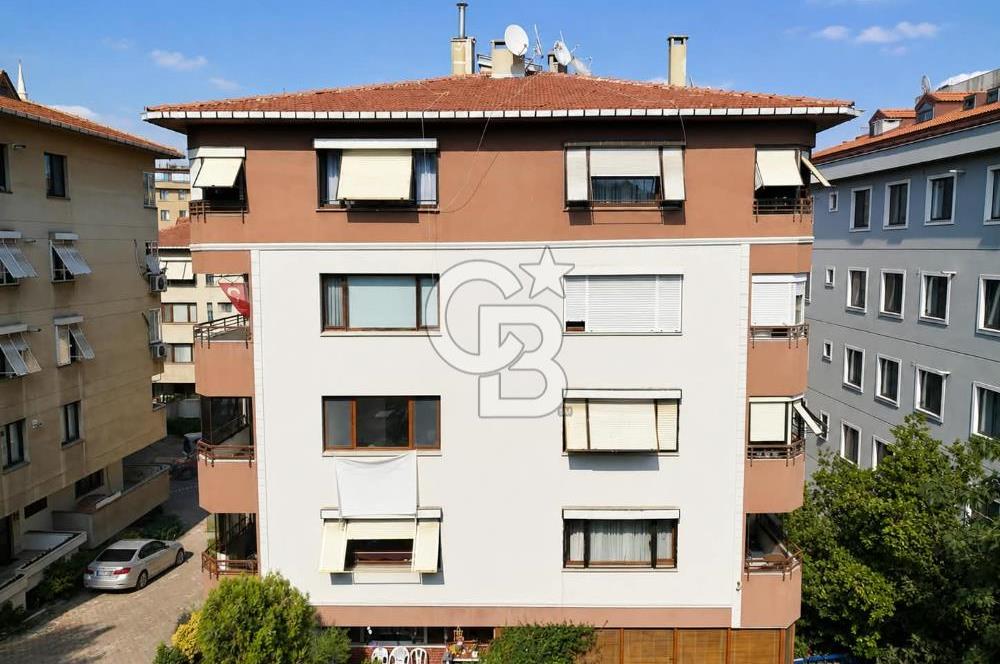 KADIKÖY İKBALİYE'DE ACIBADEM CADDESİ'NE YAKIN 3+1