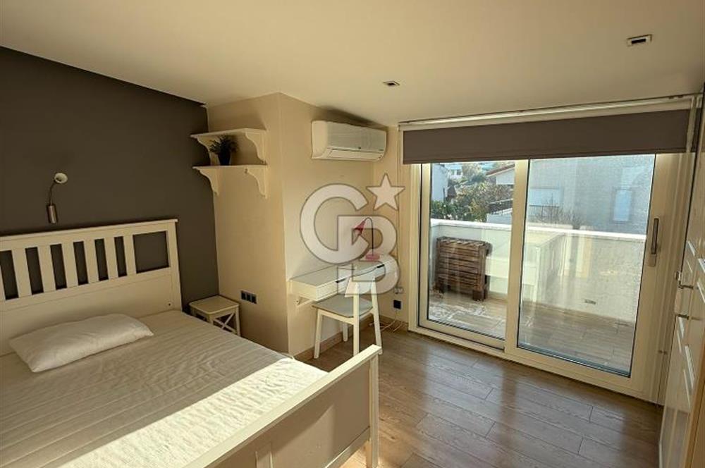 URLA ÇEŞMEALTINDA DENİZE SIFIR EŞYALI 2+1 KİRALIK DAİRE