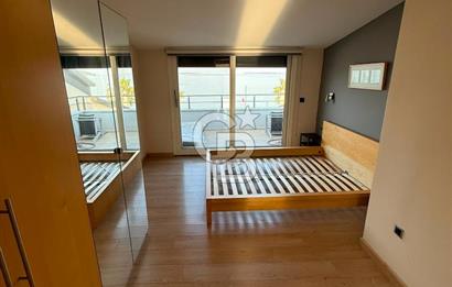 URLA ÇEŞMEALTINDA DENİZE SIFIR EŞYALI 2+1 KİRALIK DAİRE