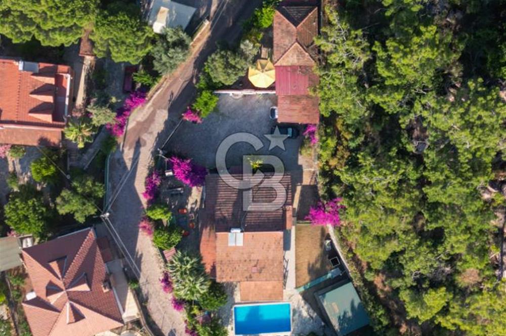 MARMARİS HİSARÖNÜ DENİZE800M 1300M2 EŞSİZ ARSADA MÜSTAKİL VİLLA