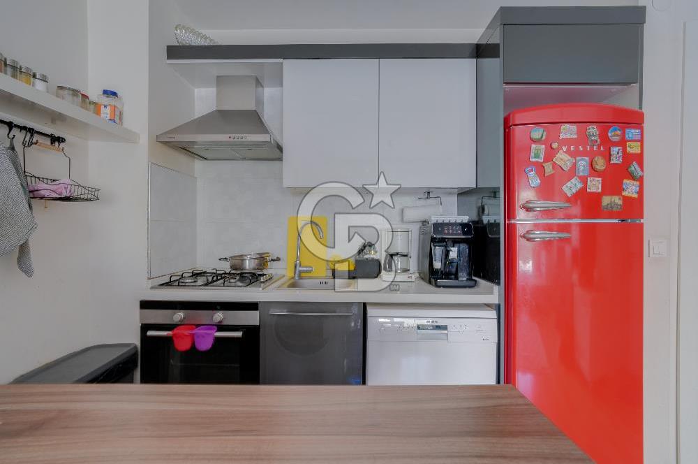 BALÇOVA EKONOMİ ÜNİVERSİTESİ YAKINI GENÇ BİNA 1+1 SATILIK DAİRE