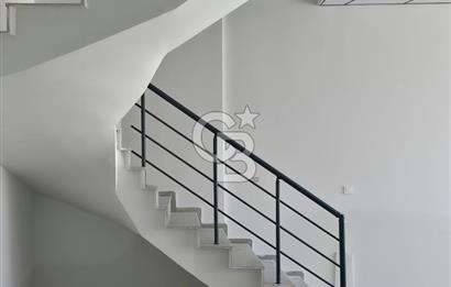 BURHANİYE MAHKEME MAHALLESİNDE SATILIK 2 KATLI İŞYERİ