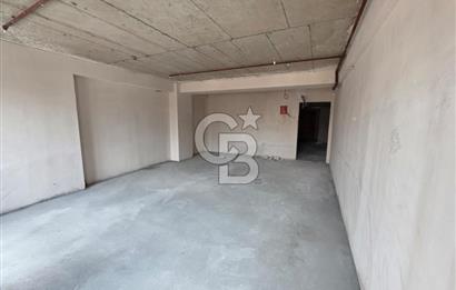 ÜMRANİYE ALEMDAĞ CADDSİNDE SATILIK OFİS 