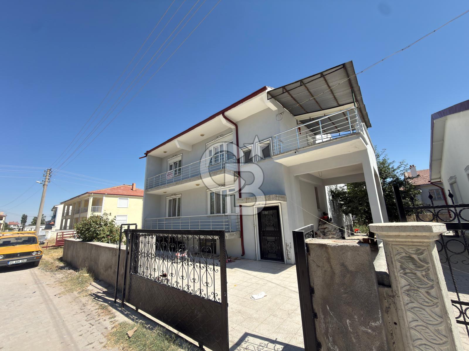 CB CITY'DEN EMİRDAĞ'DA SATILIK 3+1 MÜSTAKİL BAHÇELİ EV