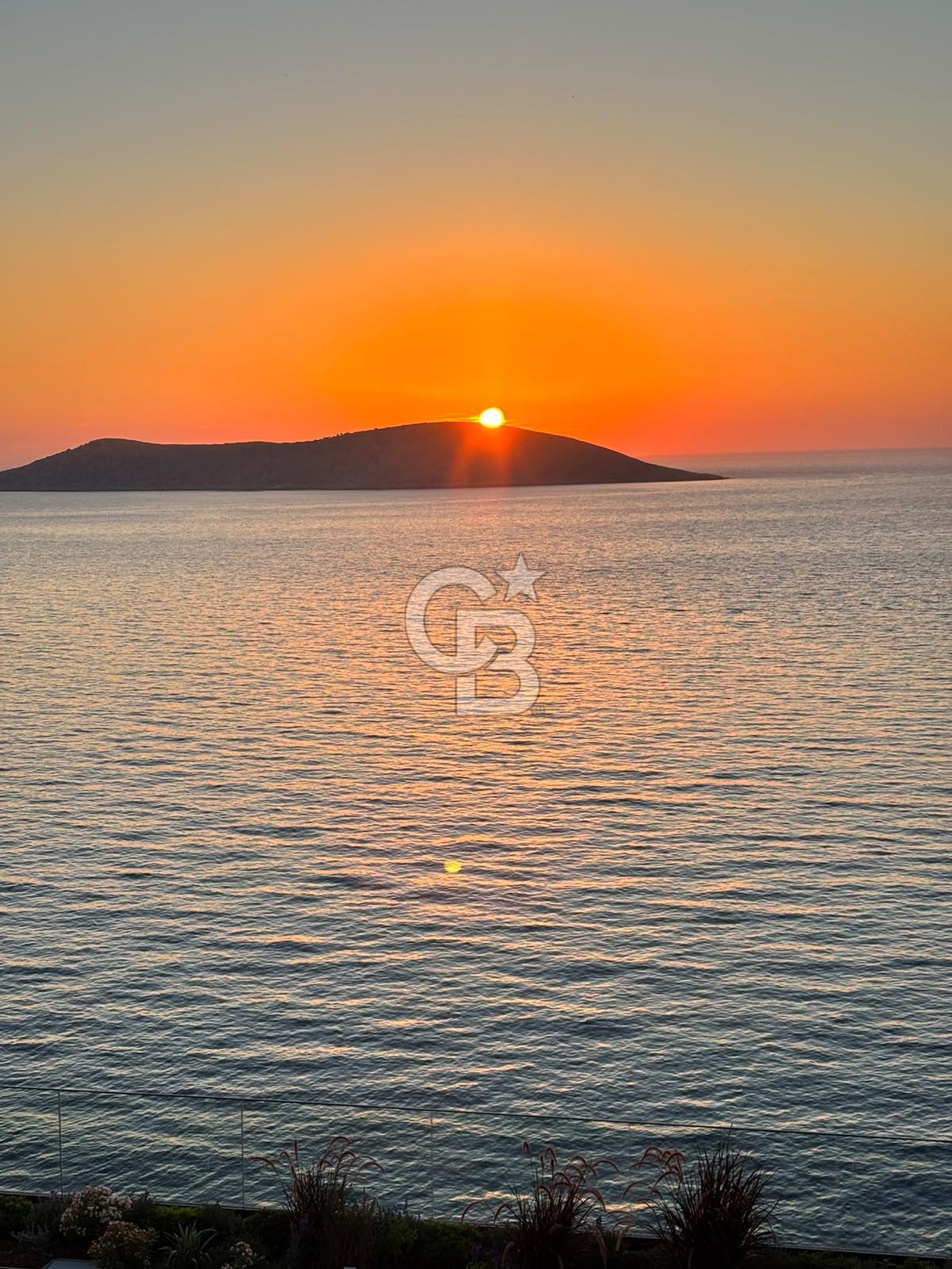 Bodrum-PERA GÜMÜŞLÜK'te KİRALIK FLAT 1+1 Daire