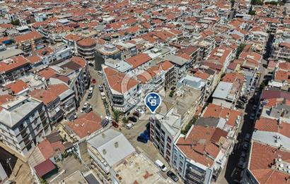 BALÇOVA EKONOMİ ÜNİVERSİTESİ YAKINI GENÇ BİNA 1+1 SATILIK DAİRE