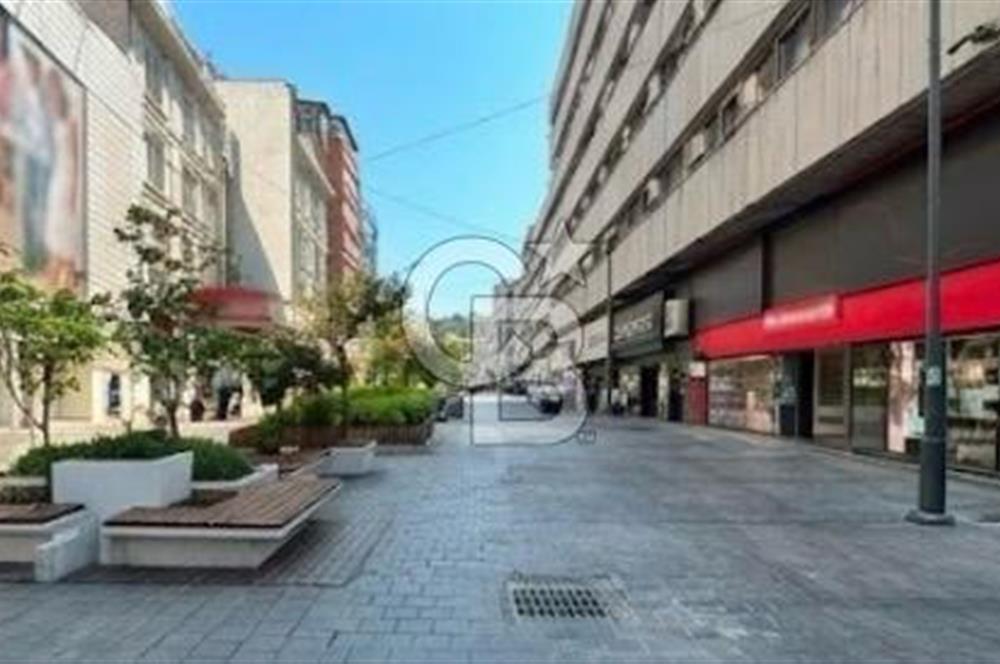 KEMERALTI TİBAŞ İŞ HANI ASANSÖRLÜ 35 m² KİRALIK OFİS-BÜRO