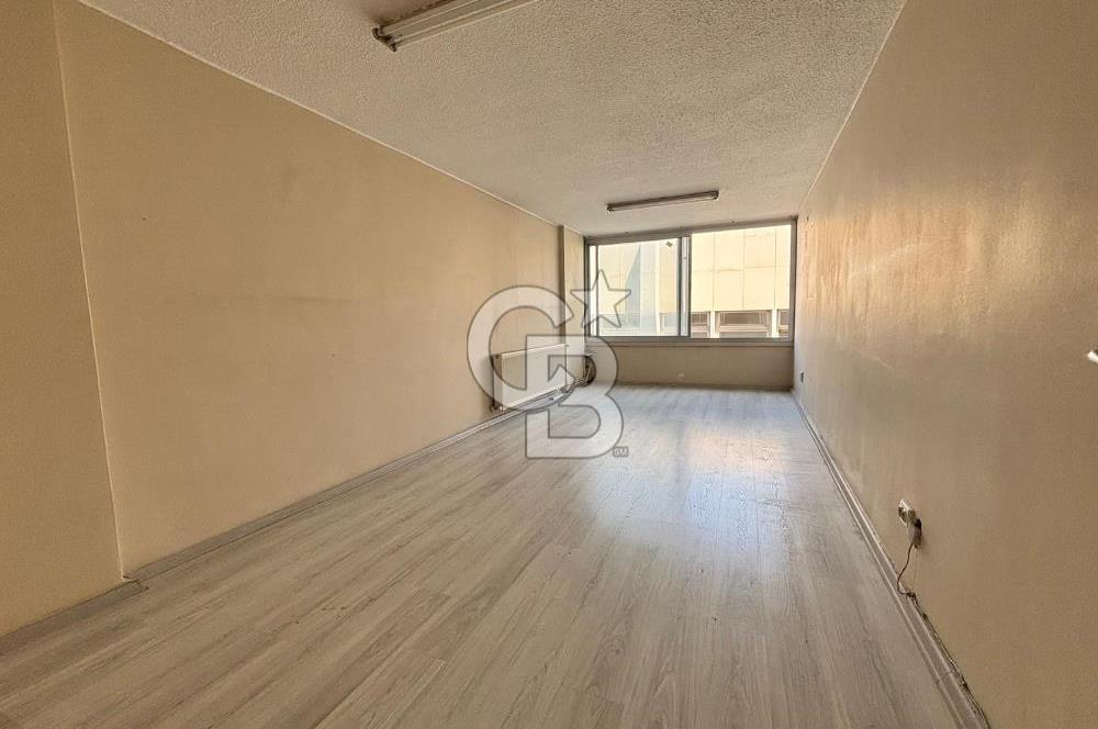 KEMERALTI TİBAŞ İŞ HANI ASANSÖRLÜ 35 m² KİRALIK OFİS-BÜRO