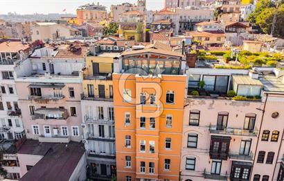 BEYOĞLU GALATA'DA TARİHİ BİNADA BOĞAZ MANZARALI SATILIK 3+1 DAİRE