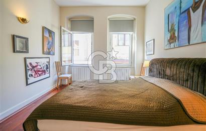 BEYOĞLU GALATA'DA TARİHİ BİNADA BOĞAZ MANZARALI SATILIK 3+1 DAİRE