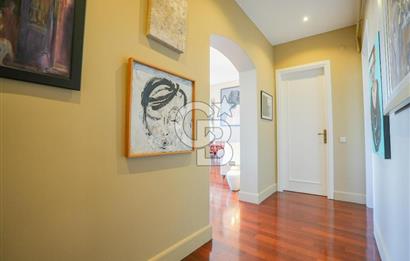 BEYOĞLU GALATA'DA TARİHİ BİNADA BOĞAZ MANZARALI SATILIK 3+1 DAİRE