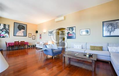 BEYOĞLU GALATA'DA TARİHİ BİNADA BOĞAZ MANZARALI SATILIK 3+1 DAİRE