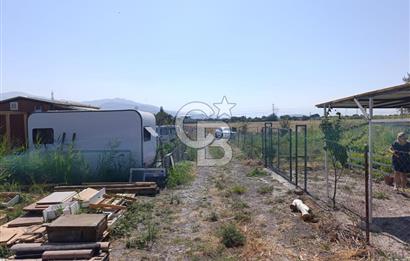 ALİAĞA BARBAROS'TA EVİ VE HOBİ BAHÇESİ BULUNAN SATILIK TARLA 