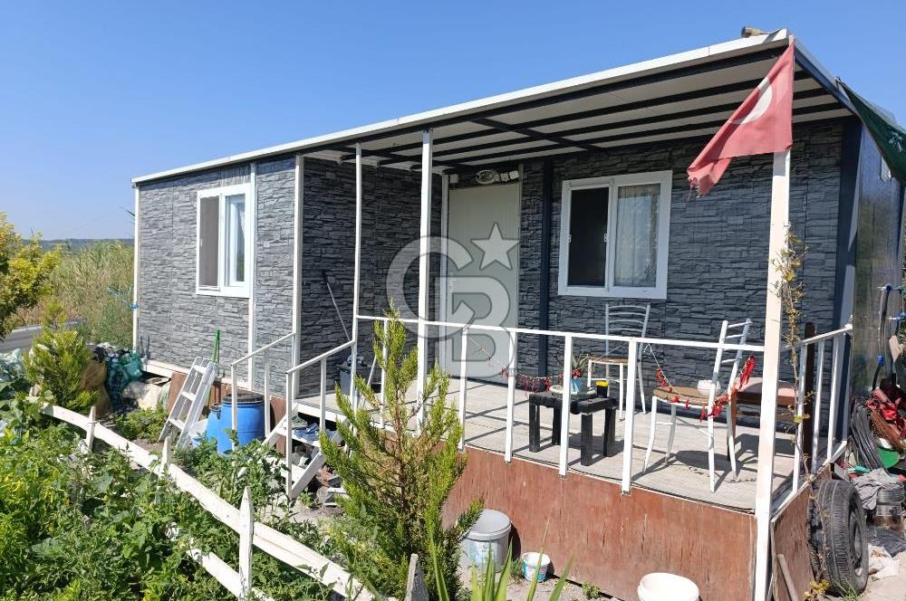 ALİAĞA BARBAROS'TA EVİ VE HOBİ BAHÇESİ BULUNAN SATILIK TARLA 