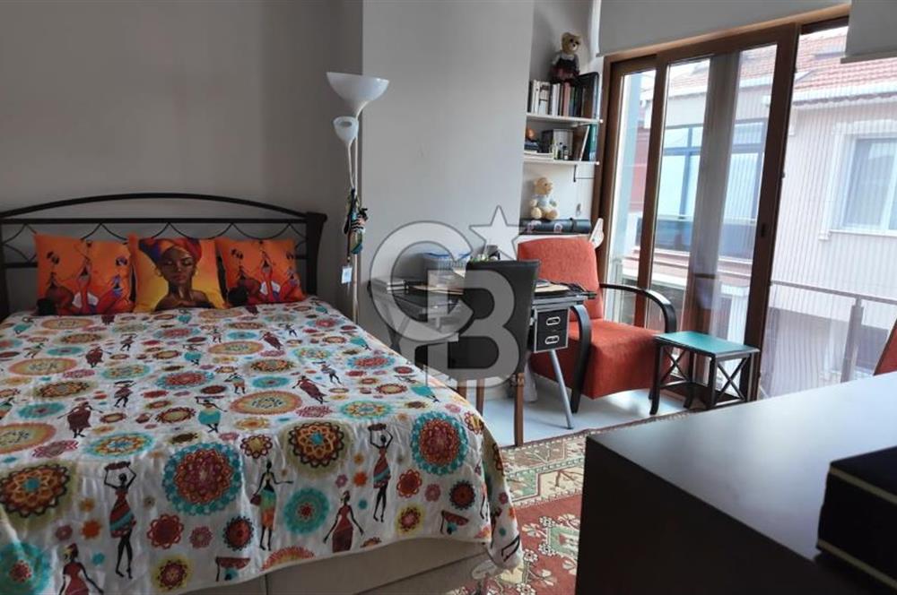 Kumbaba'da Ana Caddeye Yakın Masrafsız Triplex Satılık Villa