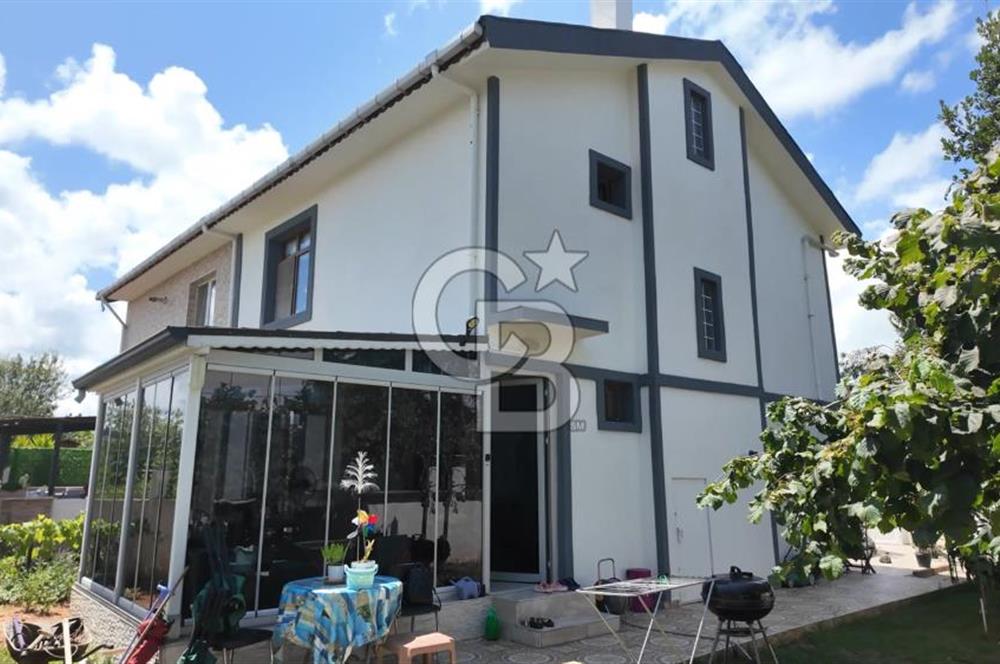 Kumbaba'da Ana Caddeye Yakın Masrafsız Triplex Satılık Villa