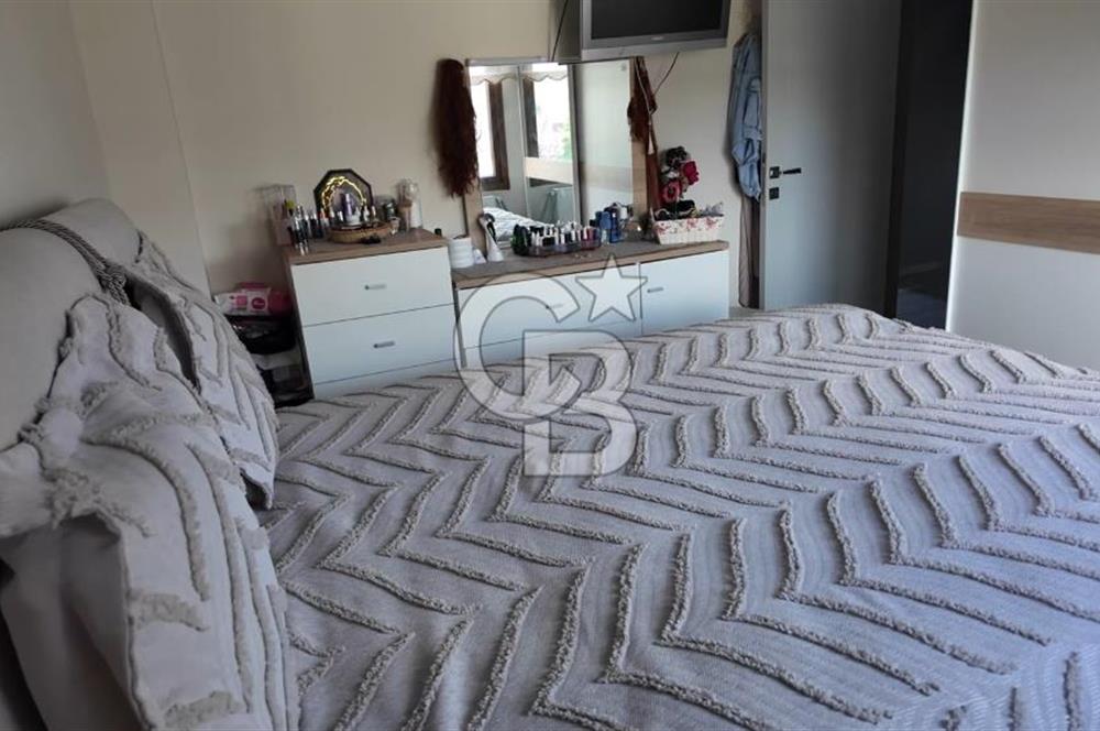 Kumbaba'da Ana Caddeye Yakın Masrafsız Triplex Satılık Villa