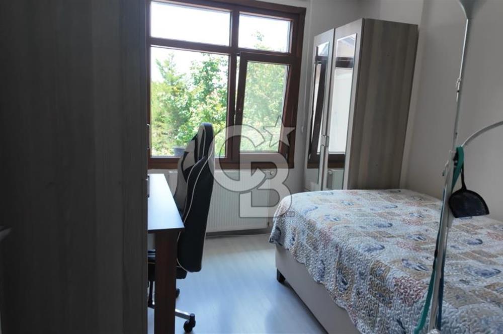 Kumbaba'da Ana Caddeye Yakın Masrafsız Triplex Satılık Villa