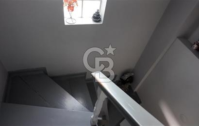 Kumbaba'da Ana Caddeye Yakın Masrafsız Triplex Satılık Villa