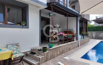 Kumbaba'da Ana Caddeye Yakın Masrafsız Triplex Satılık Villa