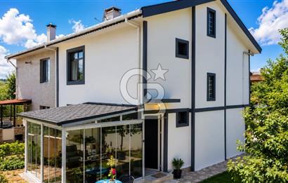 Kumbaba'da Ana Caddeye Yakın Masrafsız Triplex Satılık Villa