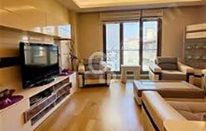 ÜSKÜDAR MERKEZ de SATILIK 3+1 SAHİLE YAKIN GENİŞ ARA KAT